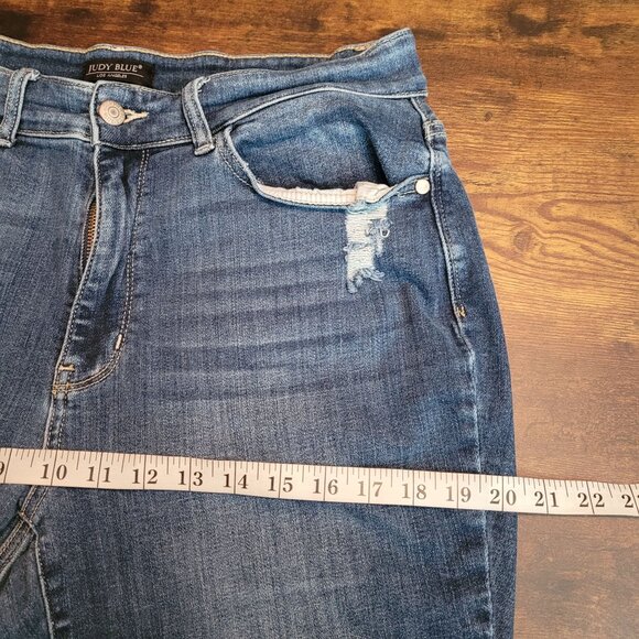 Judy Blue Jeans 14 W Skinny Fit Raw Hem Medium Dark Wash Ripped Stretch - Picture 8 of 12